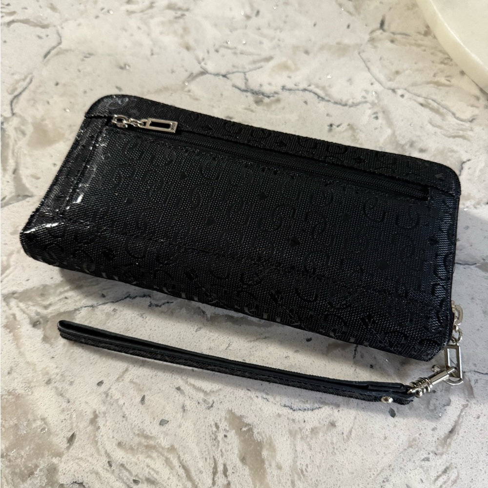 Guess Wallet - Picture 2 of 3